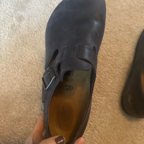 Men's London Birkenstocks size 43, barely worn. - Picture 3 of 5